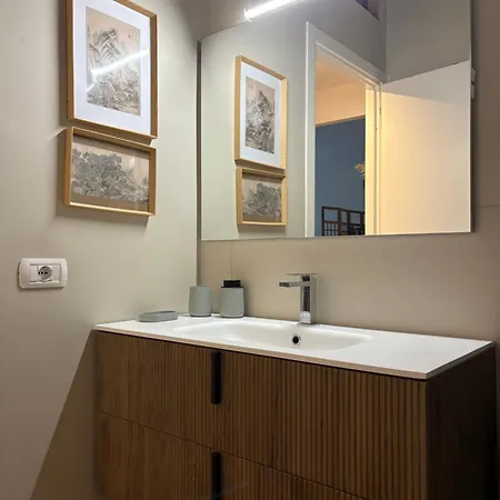 Lunudu-roma -pigneto Apartmán *